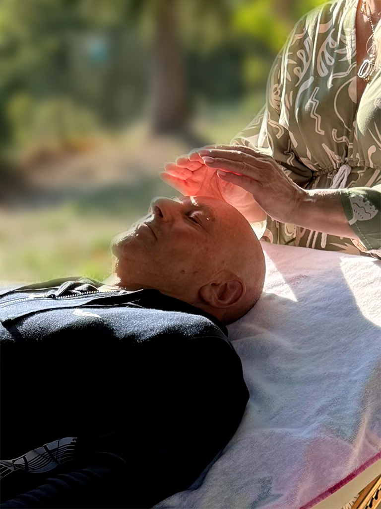 Rachel Jeitz - fleurs de Bach thérapeute énergéticienne